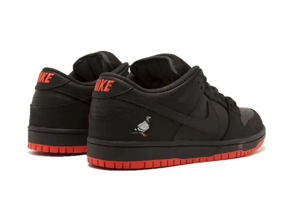 Nike SB Dunk Low TRD QS "Black Pigeon" sneakers