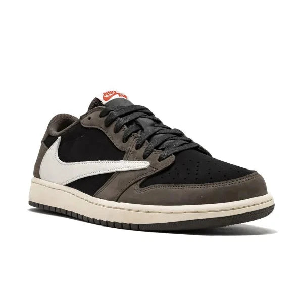 Jordan
x Travis Scott Air Jordan 1 Low sneakers