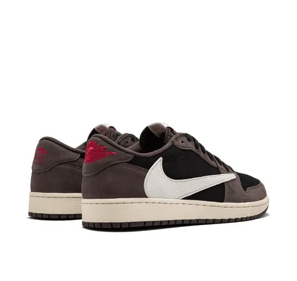 Jordan
x Travis Scott Air Jordan 1 Low sneakers
