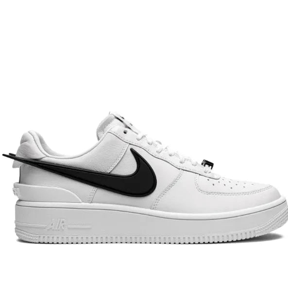 Nike
x Ambush Air Force 1 Low "Phantom"