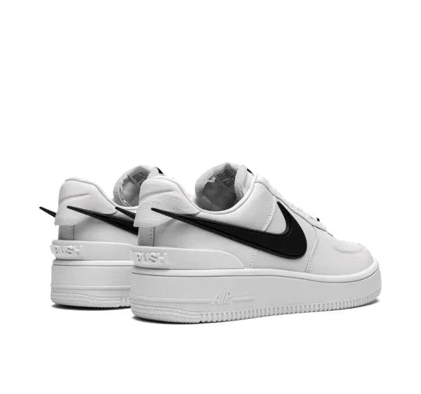 Nike
x Ambush Air Force 1 Low "Phantom"