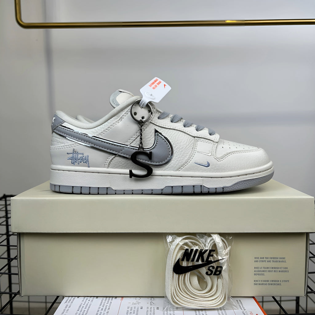 Stussy X Nike Dunk Low White/Grey